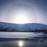 Discover the amazing Arctic project using vertical solar panels to set a world record in Norway. Learn how this powerful new technology defeats snow, maximizes low-angle light, and creates a model for resilient, global solar energy.